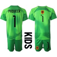 Camiseta Países Bajos Remko Pasveer #1 Portero Primera Equipación Replica Mundial 2022 para niños mangas cortas (+ Pantalones cortos)